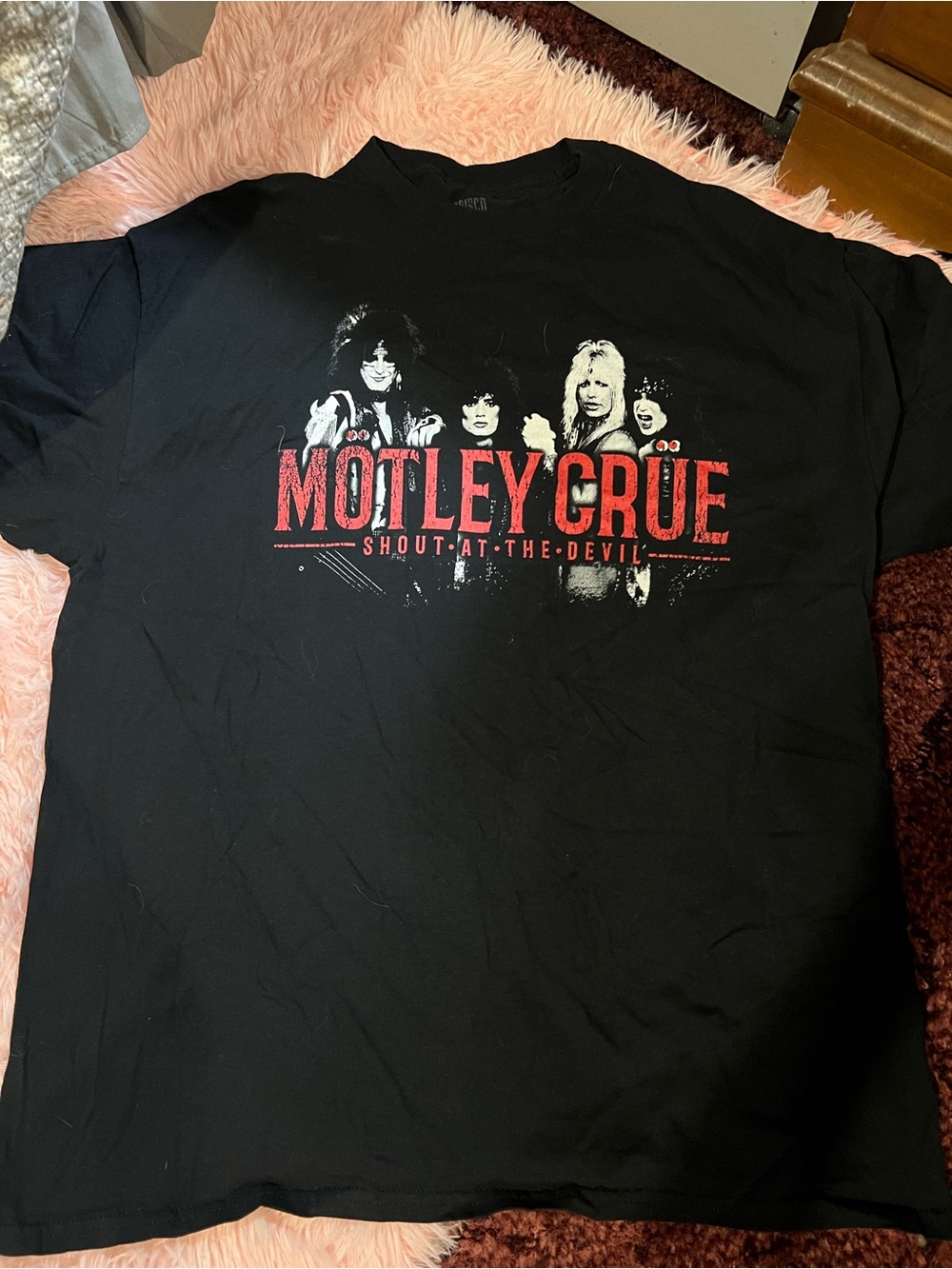 Mötley Crüe Short Sleeve Graphic Tee - Black